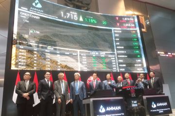 Resmi "listing", saham Amman Mineral dibuka naik 1,18 persen