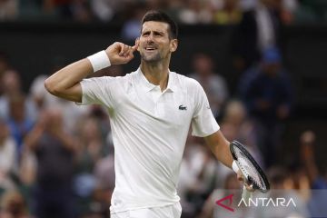 Kalahkan Stan Wawrinka, Novak Djokovic melaju di turnamen tenis Wimbledon
