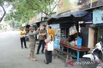 Jakarta Barat syaratkan UMKM binaan harus tertib bayar retribusi