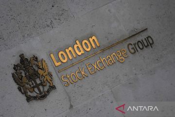 Saham Inggris ditutup di zona merah, indeks FTSE 100 jatuh 0,08 persen