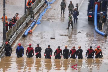 Evakuasi korban banjir Korsel