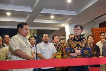 Budiman Sudjatmiko sebut pertemuan dengan Prabowo bukan wakili partai