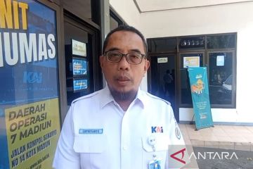 Daop Madiun sebut awak KA Brantas tertemper truk dalam kondisi aman