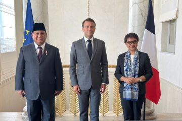 Menhan Prabowo dan Menlu Retno bertemu Presiden Perancis