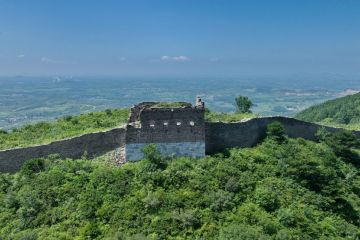 Melihat keelokan Tembok Besar Baiyangyu di Hebei saat musim panas