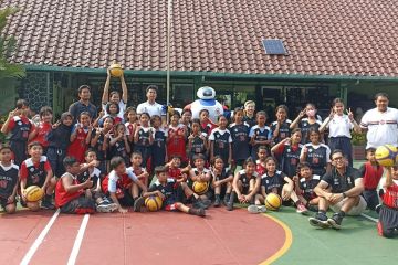 Youth Leader Program, memperkenalkan Piala Dunia FIBA di SD