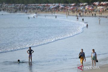 Rencana pemberlakuan pungutan retribusi bagi wisman ke Bali
