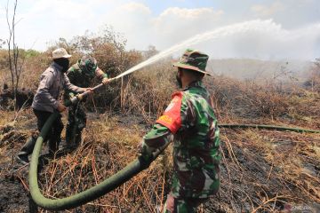 Upaya pemadaman karhutla di Aceh Barat