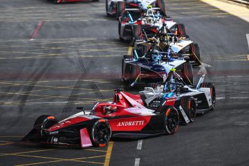 Dennis raih gelar juara dunia Formula E musim sembilan di Inggris