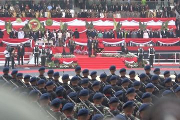 Jokowi ibaratkan Polri bak sapu lidi: Harus lurus, kuat, dan bersih