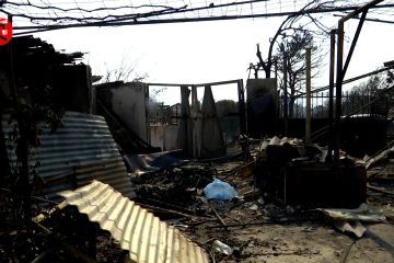 Menengok kondisi rumah warga yang terdampak kebakaran hutan di Yunani