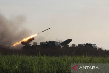 Latihan Gabungan TNI di Situbondo