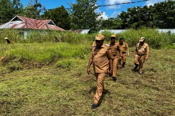 Bupati Keerom minta setiap distrik beri pelayanan maksimal pada warga