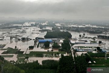 Banjir akibat hujan lebat tewaskan setidaknya 20 warga di China