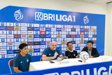 Bojan Hodak senang dengan kinerja pertahanan Persib Bandung