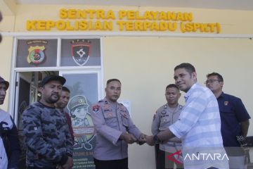 Sejumlah relawan laporkan Rocky Gerung ke Polda NTT