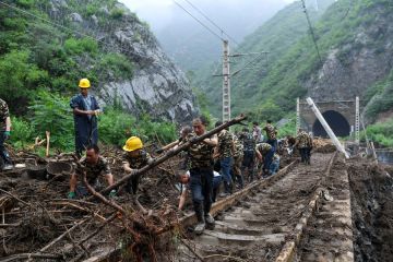 Komunikasi di desa-desa yang diterjang banjir di Beijing telah pulih