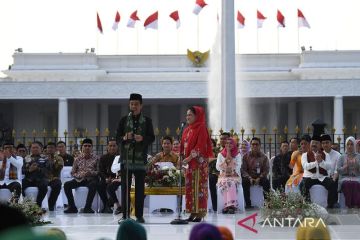 Presiden Jokowi dan Iriana berbusana Betawi dalam "Istana Berkebaya"