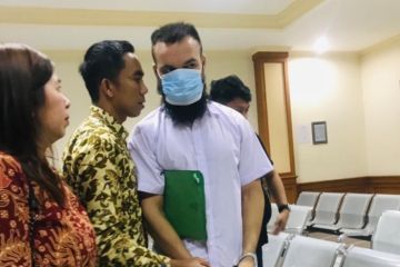 Hakim vonis berbeda dua WNA terlibat kasus suap KTP di Denpasar