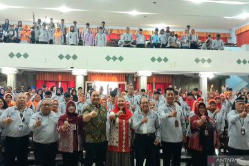 Wali Kota Semarang sambut veteran KB atasi stunting dari hulu 