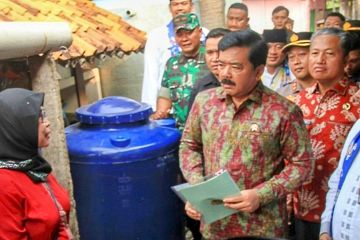 Menteri ATR/BPN serahkan 35 sertifikat tanah di Kepulauan Seribu