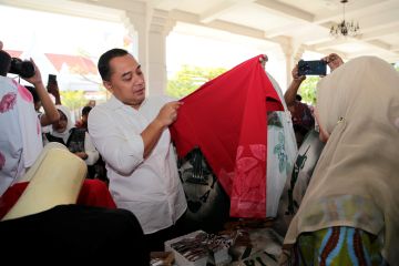 Wali Kota Eri berharap pelaku UMKM di Surabaya naik kelas