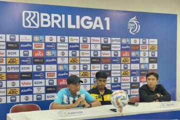 Rahmad Darmawan minta maaf atas insiden di laga Persib kontra Barito