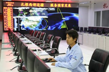 Stasiun darat satelit beroperasi sepanjang waktu di China