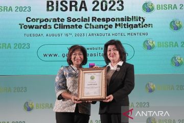 PT Indocement menerima penghargaaan BISRA 2023