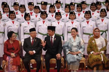 Presiden kukuhkan anggota Paskibraka di Istana Negara