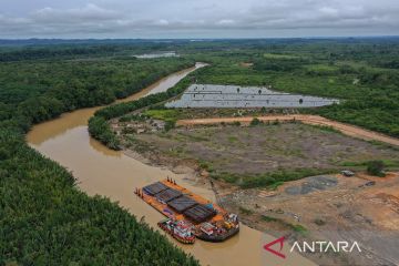 Kejari Penajam pantau pelabuhan material dan logistik Kota Nusantara