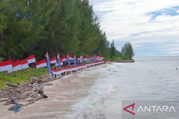 Pemprov PBD kibarkan Merah Putih sepanjang 78 meter di Pulau Fani