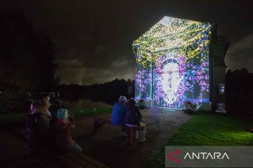 Pertunjukan cahaya di Gatchina Palace dan Estate Museum