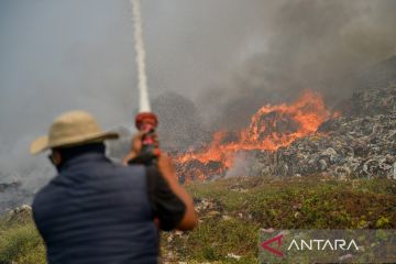 Kebakaran TPA Sarimukti Bandung Barat