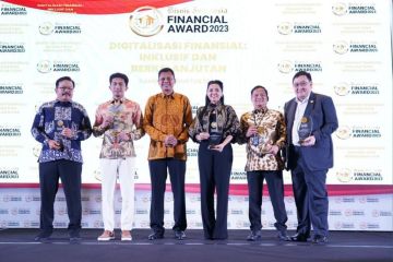 Berdayakan Ultra Mikro, PNM Raih Penghargaan ‘Micro Finance Empowerment’