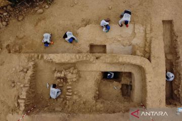 Arkeolog temukan struktur bangunan berusia 4.500 tahun di Peru