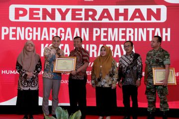 Wali Kota Eri beri penghargaan Forkopimda atas sinergi bangun Surabaya