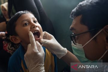 Bulan imunisasi anak sekolah di Palu