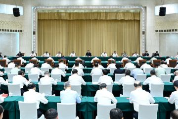 Xi tekankan upaya lebih besar bangun Xinjiang kejar modernisasi