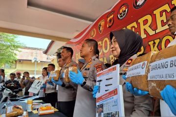 Polisi tangkap pengedar ganja simpan barbuk di kontrakan orang tua