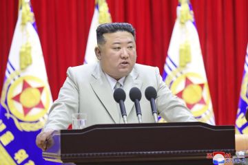 Kim Jong Un: Angkatan laut akan jadi bagian deterens nuklir Korut