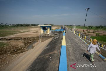 Kekeringan Waduk Botok Sragen