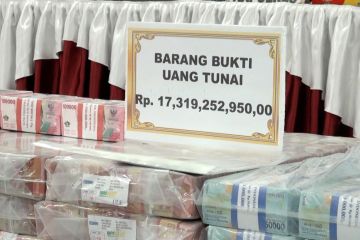 Dugaan korupsi Rp27,5 miliar program Peremajaan Sawit Rakyat Kalteng