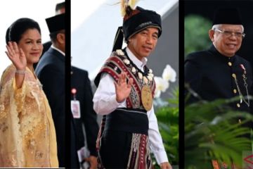 Gaya presiden, wapres dan tamu VIP berbaju adat di sidang tahunan MPR