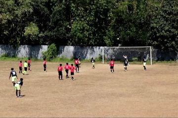 Jaring bibit pemain berprestasi lewat kompetisi sepak bola pelajar