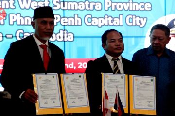 Sumatera Barat kini 'bersaudara' dengan Phnom Penh