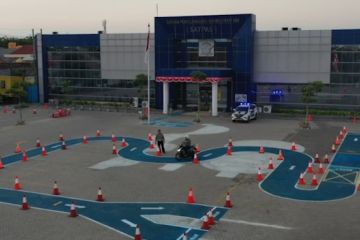 Ujian praktik SIM C di Surabaya tanpa zig-zag dan putaran angka 8