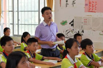 1,3 juta guru di pedesaan China terima manfaat kebijakan tunjangan