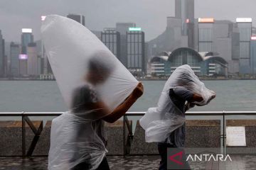 Hong Kong diterjang Topan Super Saola