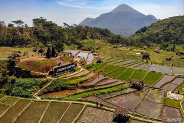 Kemenparekraf-Atourin kerja sama pasarkan desa wisata